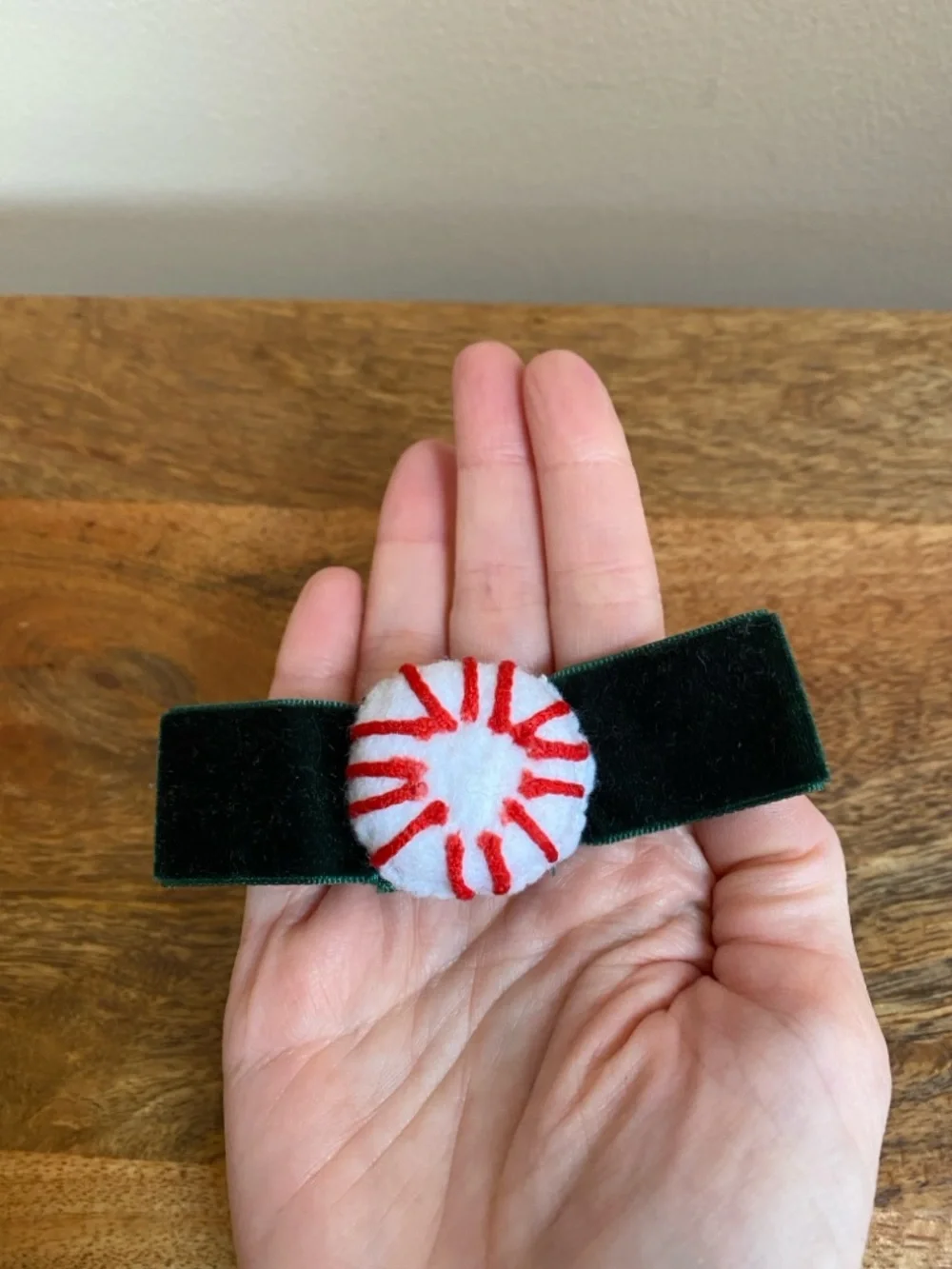 Handmade Velvet Christmas Mint Candy Bow Brooch Pin